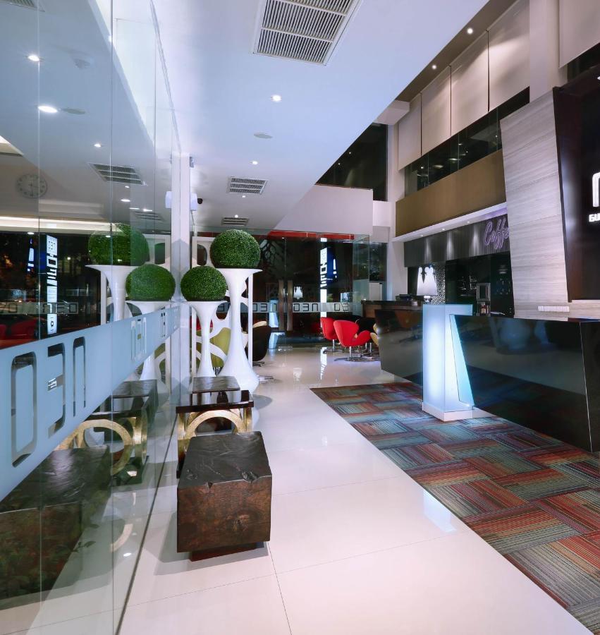 Hotel Neo Gubeng By Aston Surabaya Eksteriør billede