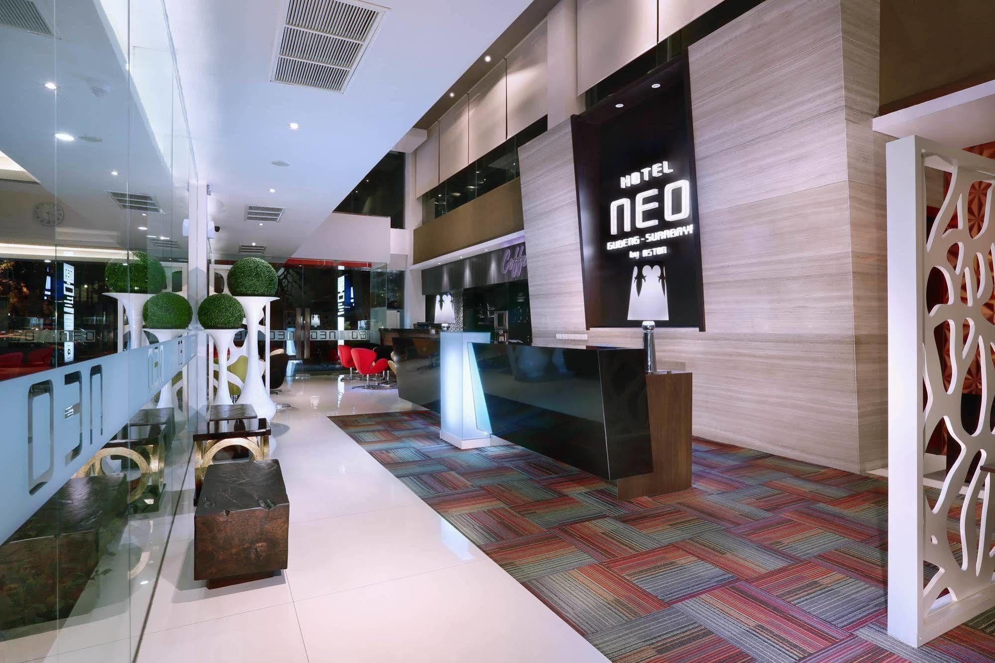 Hotel Neo Gubeng By Aston Surabaya Eksteriør billede